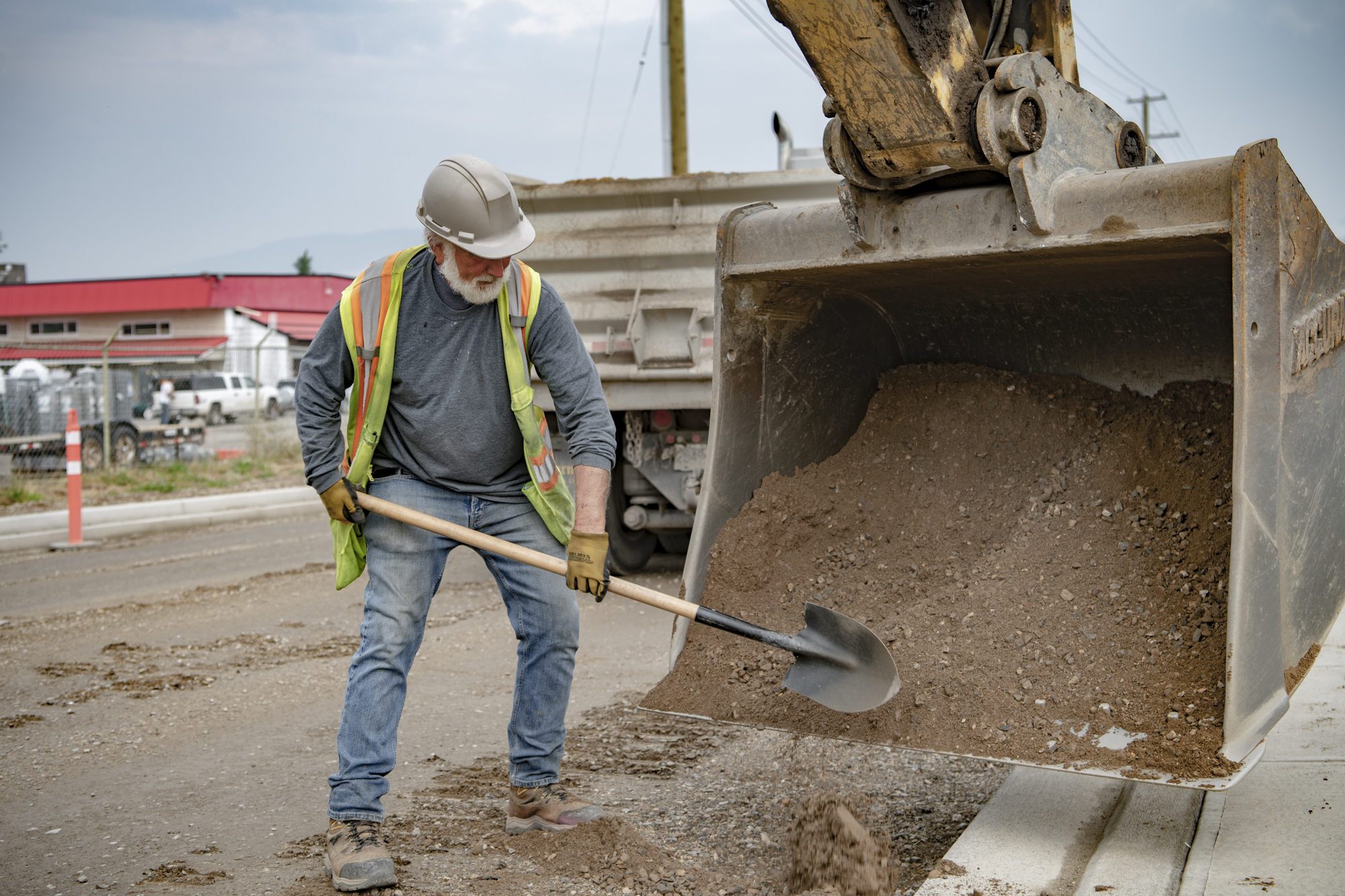 An image of a labourer